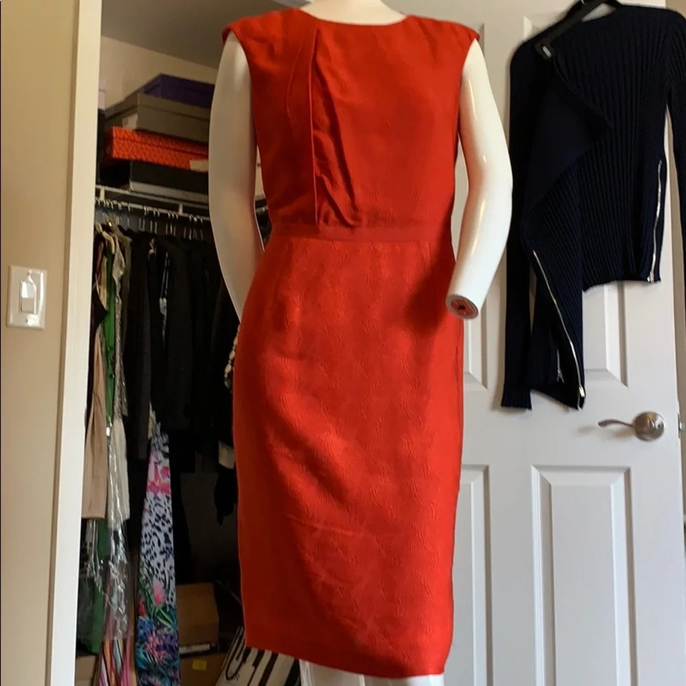 HUGO Hugo BOSS Textured Fabric Round Neck Cinched Waist Pencil Dress NWOT 6 - Picture 3 of 15
